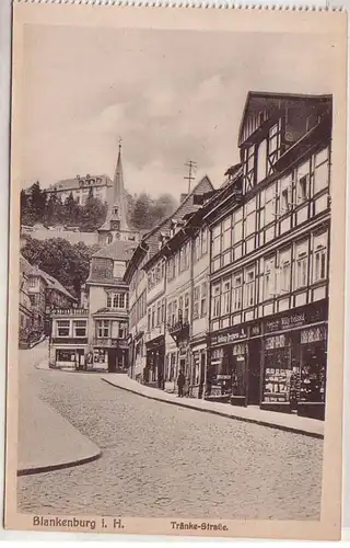 39809 Ak Blankenburg dans la rue Harz Powere avec des magasins vers 1930