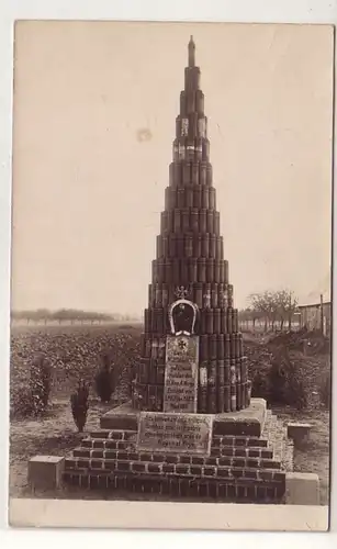 39576 Foto Ak Noyon Denkmal aus Granathülsen um 1914