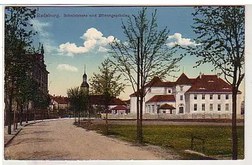 39436 Ak Radeburg Schulstraße und Bildungsschule 1911