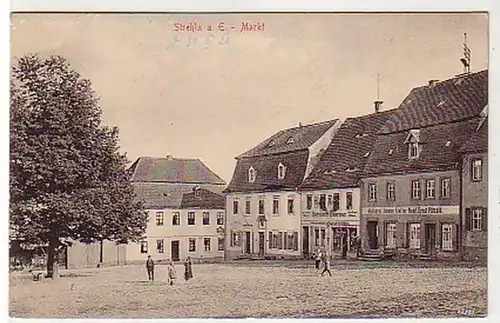 39386 Ak Strehla a. E. Markt mit Molkerei u.a. 1920
