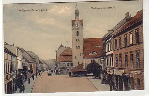 39331 Ak Fürstenwalde Spree Marktplatz mit Rathaus 1915