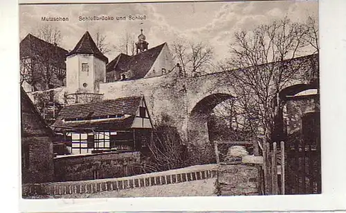 39245 Ak Mutzschen Schloßbrücke und Schloß um 1920