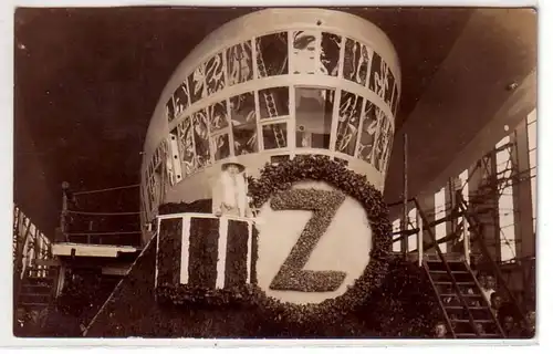 38817 Photo Ak Zeppelin LZ 127 Friedrichshafen vers 1930