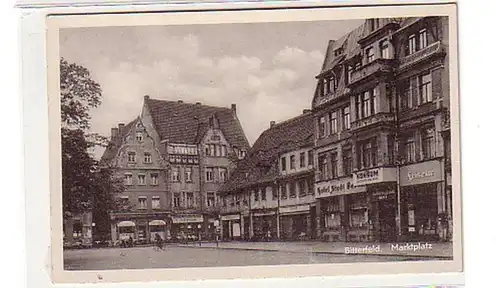 38471 Ak Bitterfeld Marktplatz mit Geschäften 1958