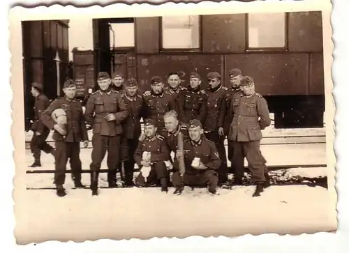37811 Photo soldats train Wagon dons d'amour 2e guerre mondiale