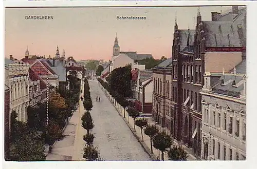 37588 Ak Gardelegen Bahnhofstrasse um 1910