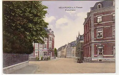 37572 Ak Neukirchen a.d. Pleisse Poststrasse um 1910