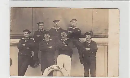 36921 Foto Ak Mannschaft HAPAG Dampfer Amerika um 1910
