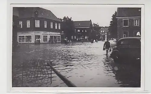 36808 photo Ak Nourriture fine aile inondations le 31.7.1951