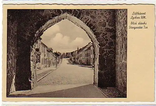 36664 Ak Lychen Blick durchs Stargarder Tor um 1940