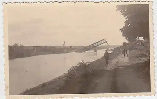 36624 Foto zerstörte Eisenbahnbrücke 2. Weltkrieg