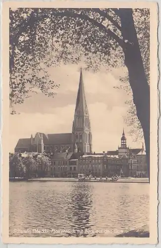 36531 Ak Schwerin Meckl. Eglise de Puffet avec Dôme vers 1940