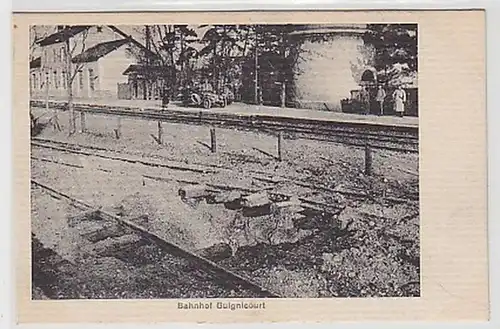 35855 Ak Bahnhof Guignicourt Granatrichter um 1915