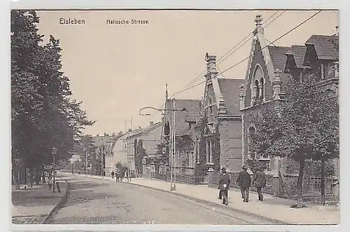35395 Ak Eisleben Hallesche Strasse um 1910