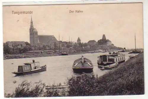 35025 Ak Tangermünde du port avec des bateaux 1916