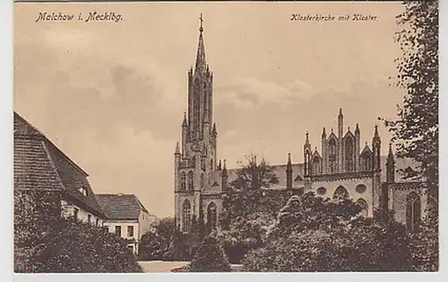 34954 Ak Malchow in M. Klosterkirche mit Kloster 1929