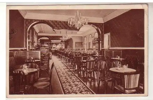 34891 Ak Dessau Residenz Café Innenansicht 1931