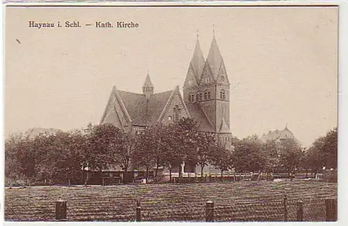 34568 Ak Haynau in Schlesien kath. Kirche um 1920