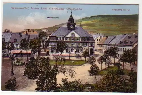 33967 Ak Oberwiesenthal Marktplatz Rathaushotel um 1910