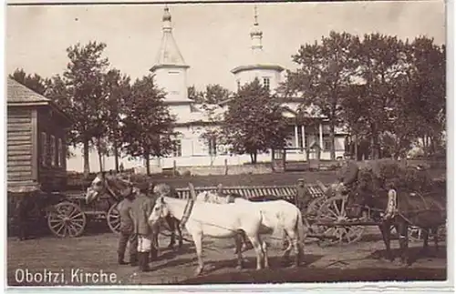 33654 Photo Ak Oboltzi Charrue de chevaux devant l'église vers 1915