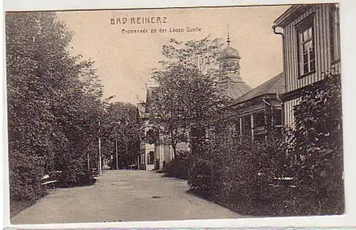 33619 Ak Bad Reinerz Promenade à la source tiède 1910