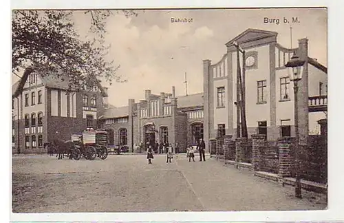 33136 Ak Burg bei Mageburg Bahnhof um 1920