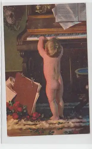 32794 Ak Nacktes Kind vor Klavier um 1910