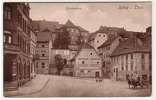 32491 Ak Kahla in Thüringen Brückenplatz um 1920