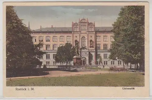 31750 Ak Rostock in Mecklenburg Universität um 1920