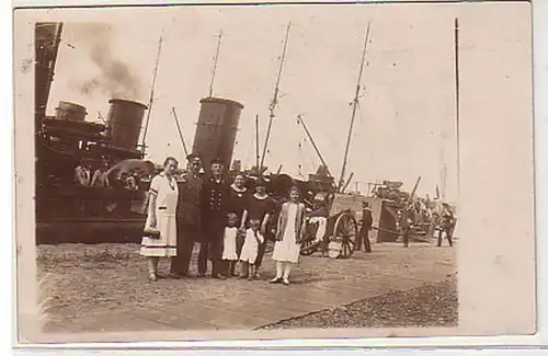 31650 Photo Ak Matrose avant torpille dans le port vers 1915