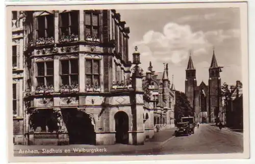 30813 Ak Arnhem Stadhuis en Walburgskerk um 1930