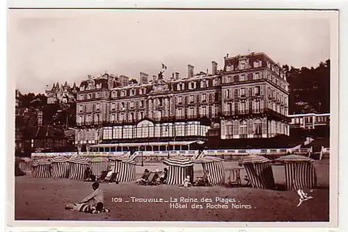 30438 Ak Trouville Hotel des Roches Noires vers 1930