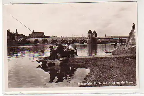 30409 Ak Maastricht St. Servaasbrug en de Maas um 1940