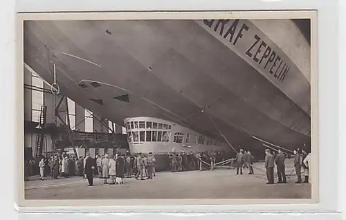 30291 Ak " Graf Zeppelin " prêt à partir dans le hall 1930