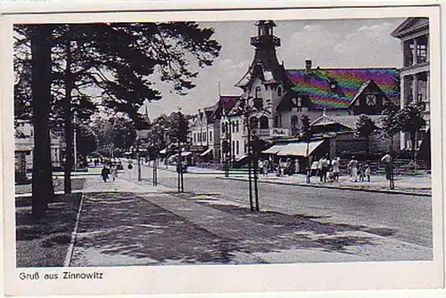 30067 Ak Salutation en Zinowitz Vue de rue vers 1940