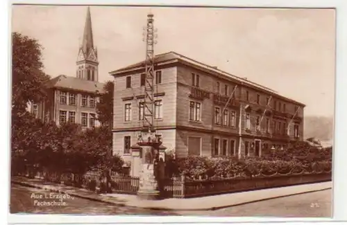 30008 Ak Aue im Erzgebirge Fachschule um 1910