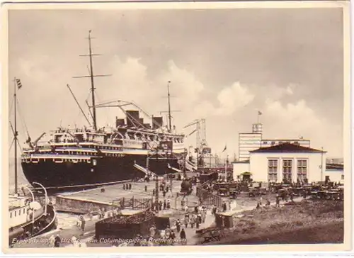 29765 Ak Expressdampfer "Bremen" in Bremerhaven um 1940