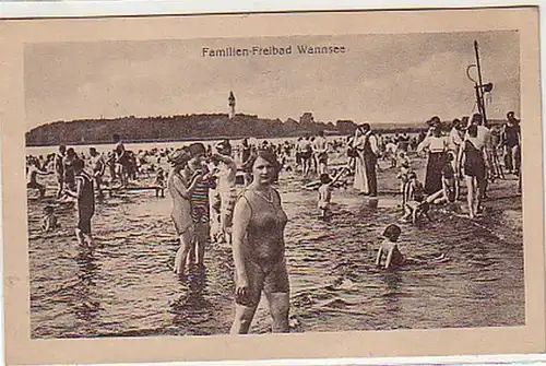 29386 Ak Familien Freibad Wannsee um 1930