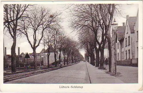 28884 Ak Lübeck-Schlutup Straßenansicht um 1930