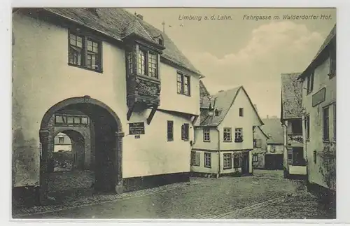 28376 Ak Limbourg à la gare de Lahn avec la cour Walderdorf vers 1925