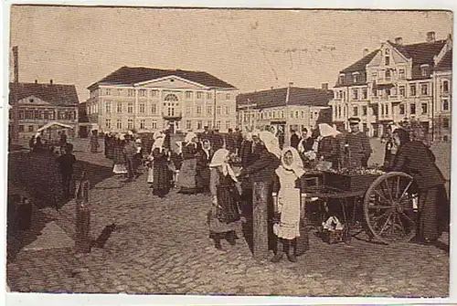 28016 Feldpost Ak Mitau Marché avec hôtel 1917