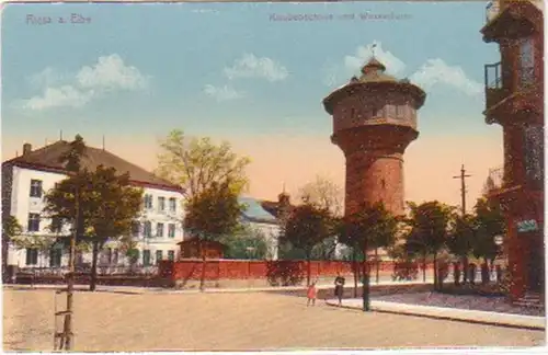 27466 Ak Riesa Knabenschule und Wasserturm um 1920