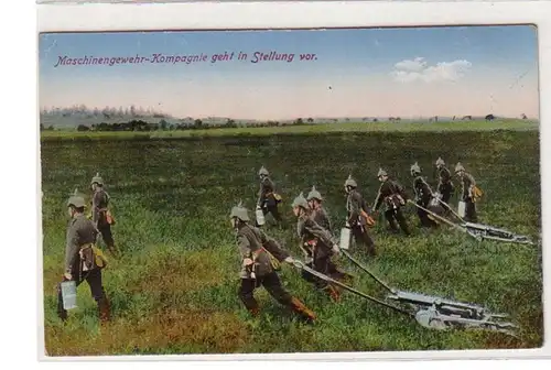 27221 Feldpost Ak Maschinengewehr Kompagnie geht in Stellung vor 1916