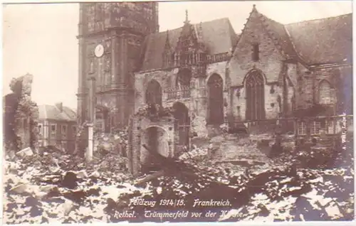 26753 Ak Rethel Trümmerfeld vor der Kirche Feldzug 1914
