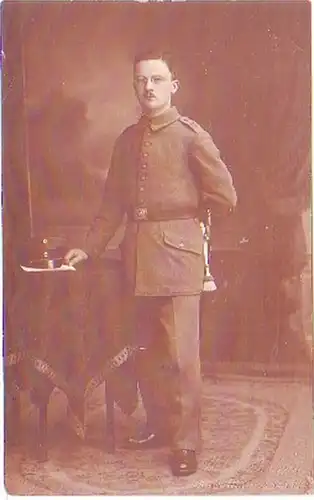 26732 Photo Ak Soldat en uniforme régiment 66 vers 1915