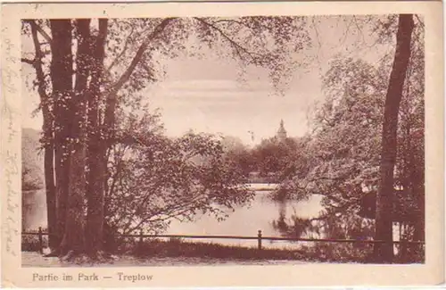 26666 Ak Treptow Partie im Park 1922