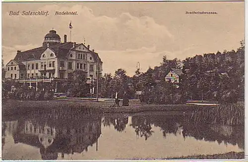 26492 Ak Bad Salzschlirf Badehotel und Brunnen um 1930