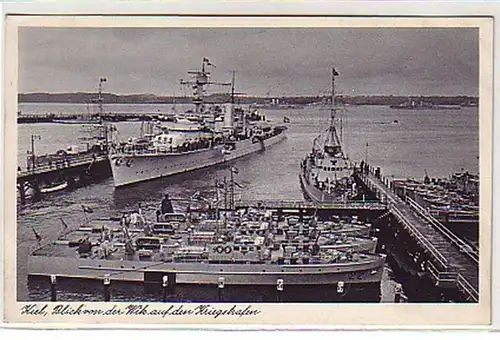 25888 Ak Kiel Blick auf den Kriegshafen um 1930