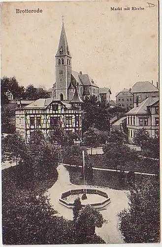 25884 Ak Brotterode marché avec église vers 1910