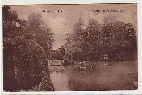 25871 Ak Oldenburg in Gr. Partie im Schloßgarten um1915